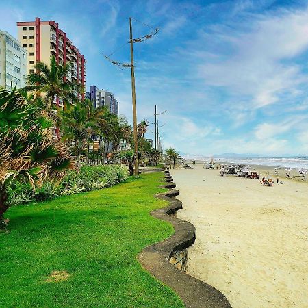 Apartamento Na Vila Caicara Em Predio Frente Mar Com Excelente Localizacao Por Reserva Praia プライア・グランデ エクステリア 写真